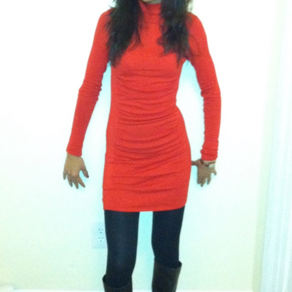 💖3/$50💖 Express Ruched Sweater Dress